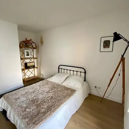 Апартаменты Beau 3 Pieces Cosy Avec Parking Et Terrasse *