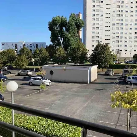 Beau 3 Pieces Cosy Avec Parking Et Terrasse Apartment Bordeaux